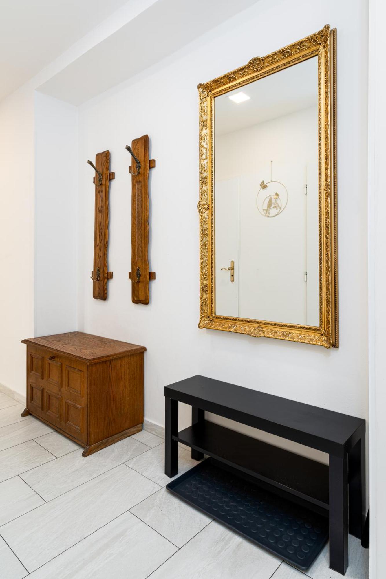 Kingdom Of 3 Roses Apartment Prague Luaran gambar