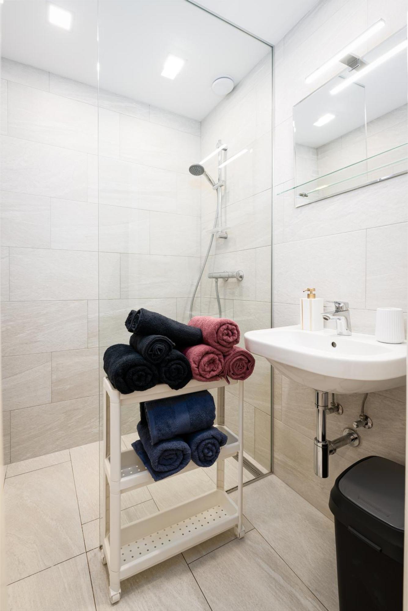 Kingdom Of 3 Roses Apartment Prague Luaran gambar